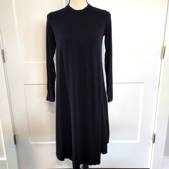 Reborn J Dresses & Skirts - 🍉 Reborn J Black Long Dress Size Small